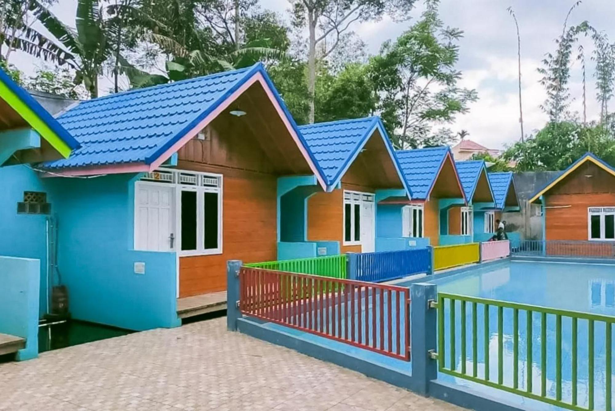 Reddoorz At Villa Waterfun Favour Pagar Alam Pagaralam 외부 사진